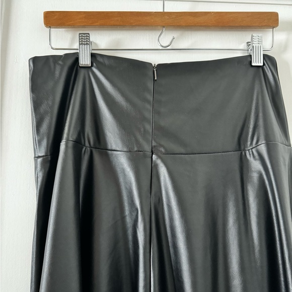 7 for All Mankind Vegan Leather Asymmetrical Skirt - NWOT - Picture 4 of 7